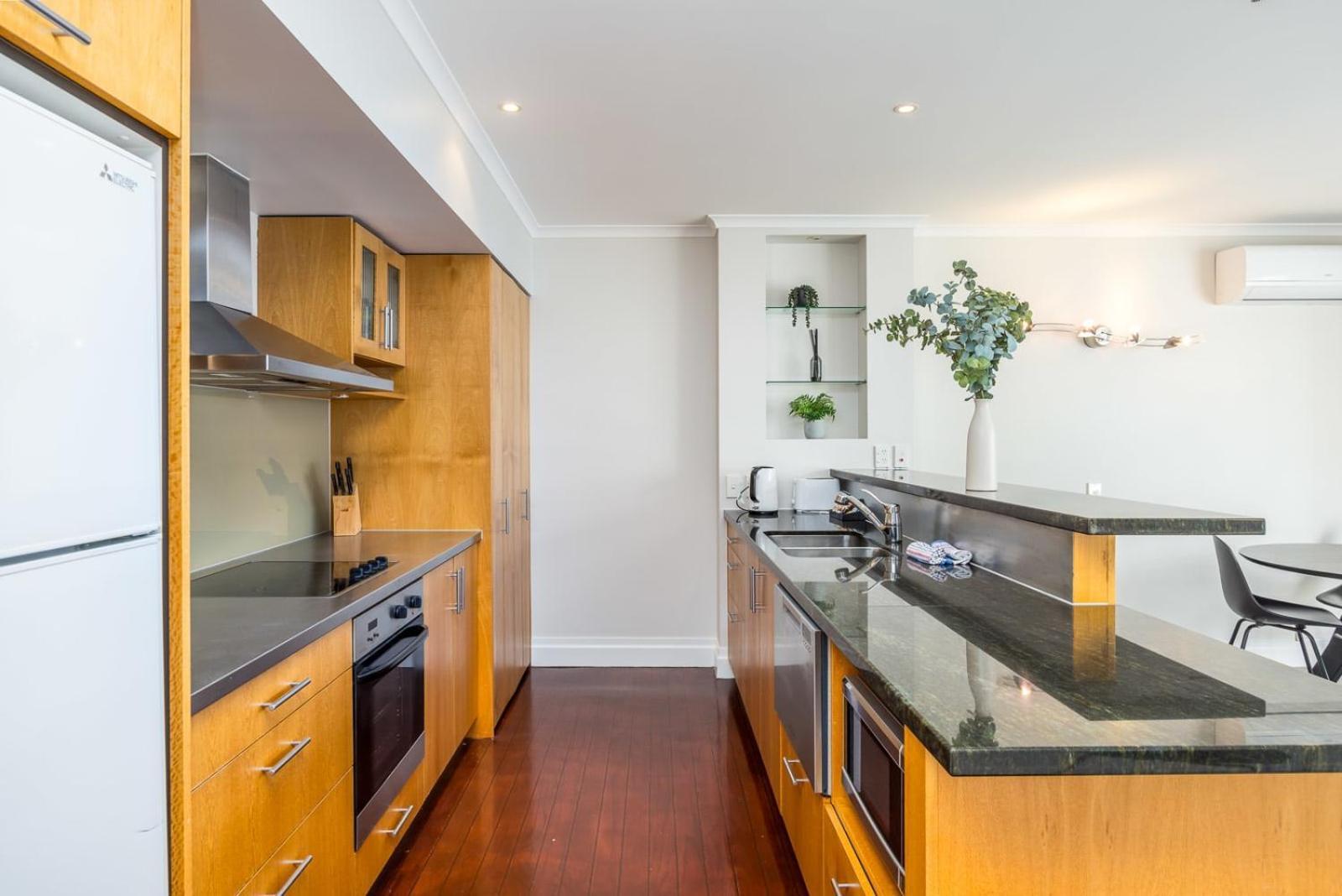 Beautiful Renovated 2 X Bdrm,Perfect Location Apartment Auckland Bagian luar foto